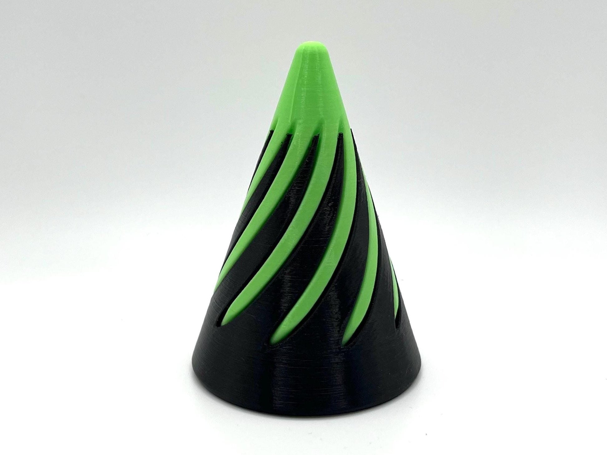 3Dudes & Dad The Amazing, Impossible 3D Spiral Cone Fidget Toy