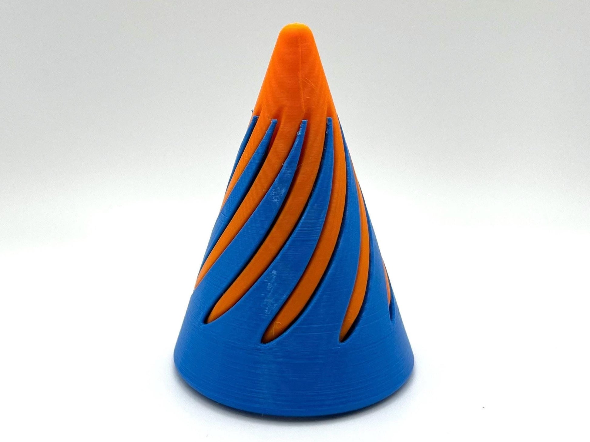 3Dudes & Dad The Amazing, Impossible 3D Spiral Cone Fidget Toy