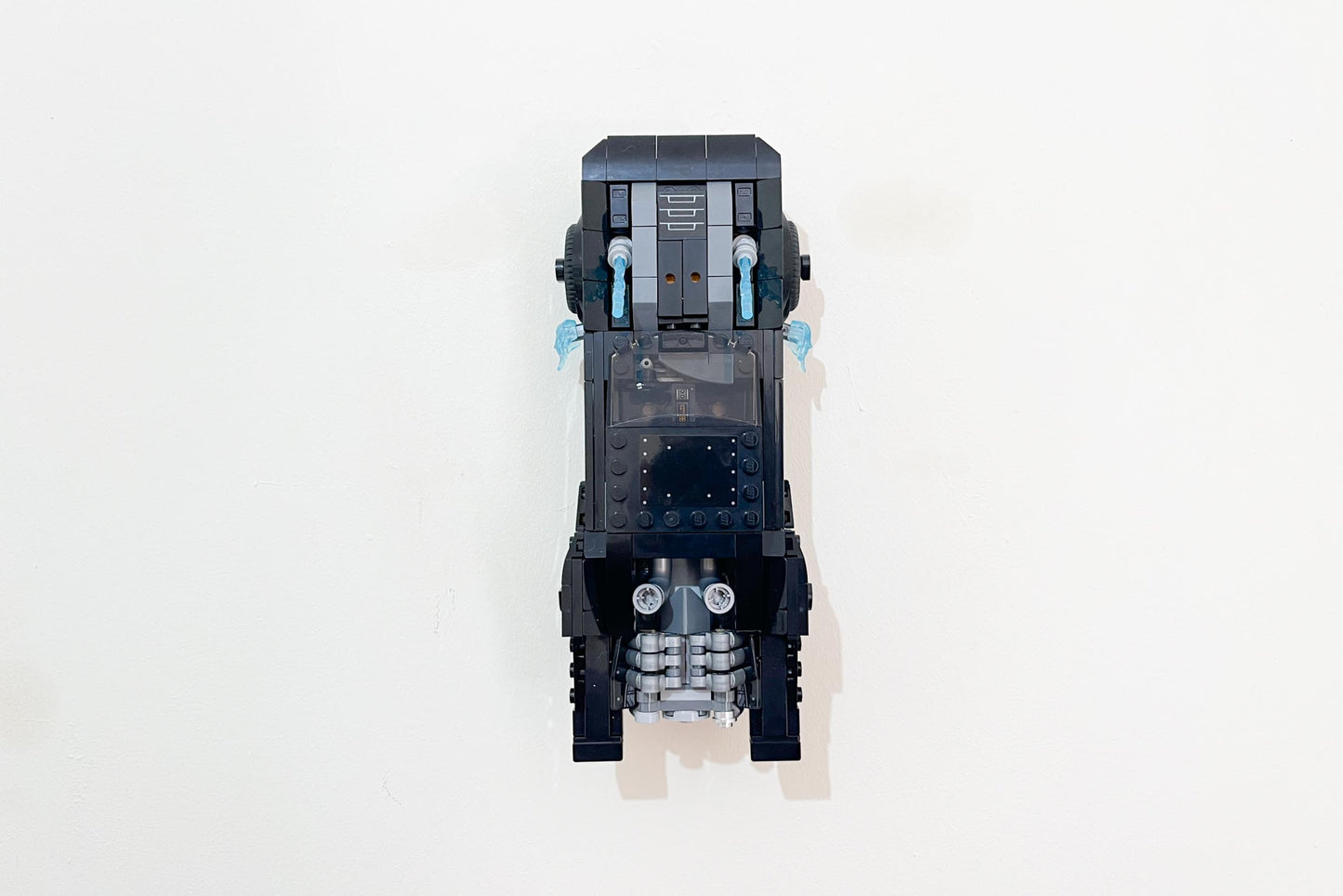 3Dudes & Dad Wall Mount Bracket for LEGO Batmobile: The Penguin Chase (set 76181)