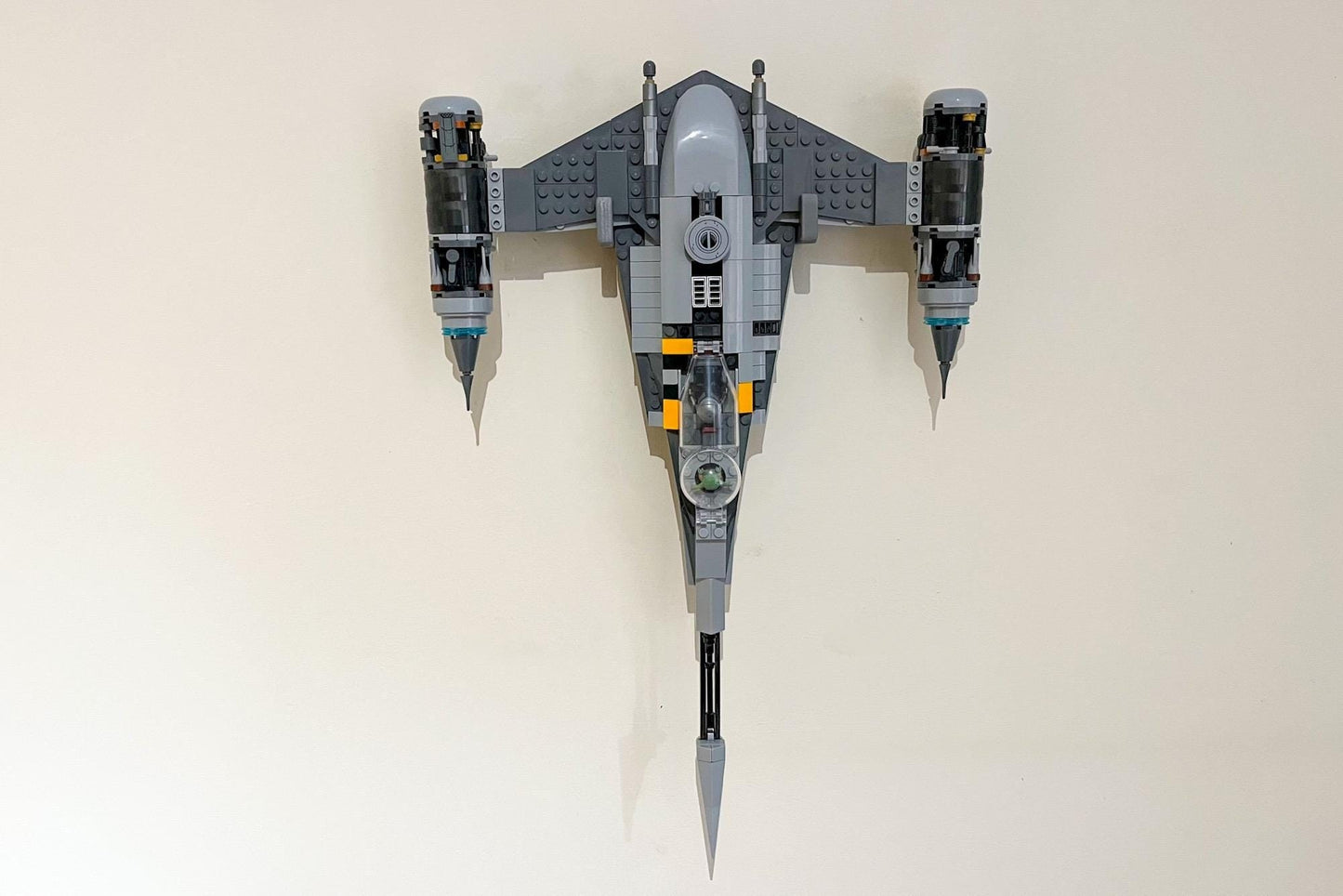 3Dudes & Dad Wall Mount Bracket for LEGO Star Wars The Mandalorian's N1 Starfighter (set 75325)