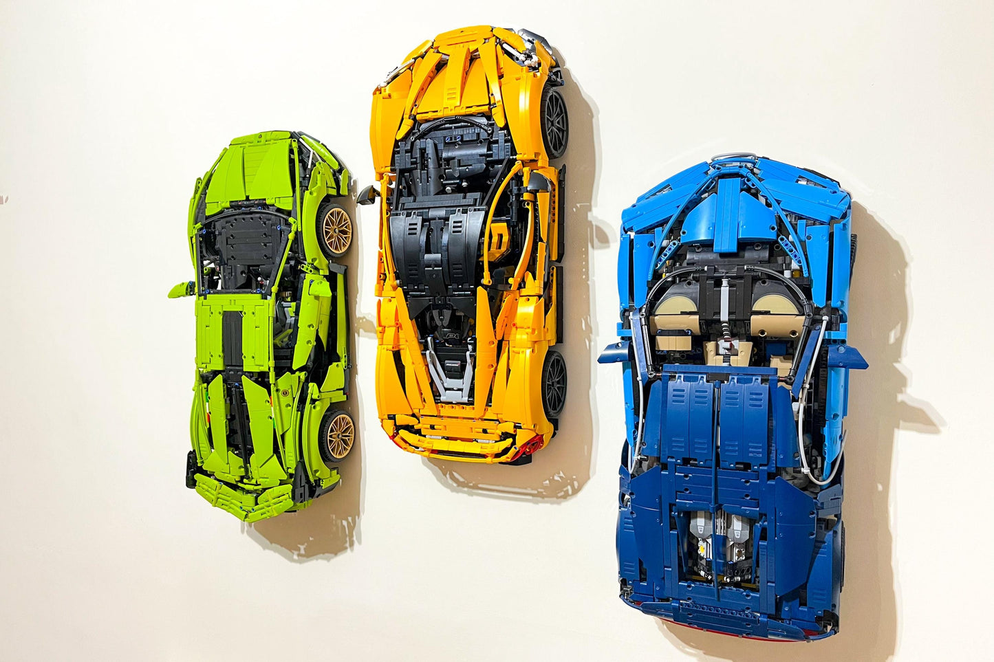 3Dudes & Dad Wall Mount Bracket for LEGO Technic McLaren P1 (set 42172)