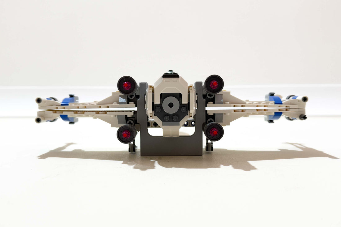 Another X-Wing Joins the Fleet – New Republic X-Wing Mount Now Available