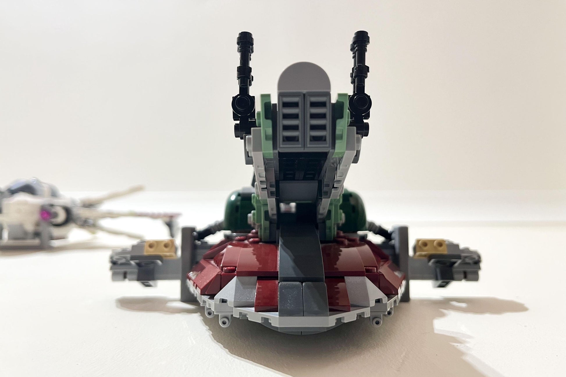 3Dudes & Dad Wall Mount Bracket for LEGO Star Wars Boba Fett's Starship (set 75312)