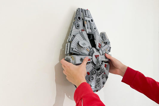 3Dudes & Dad Wall Mount Bracket for LEGO Star Wars Millennium Falcon (set 75257)