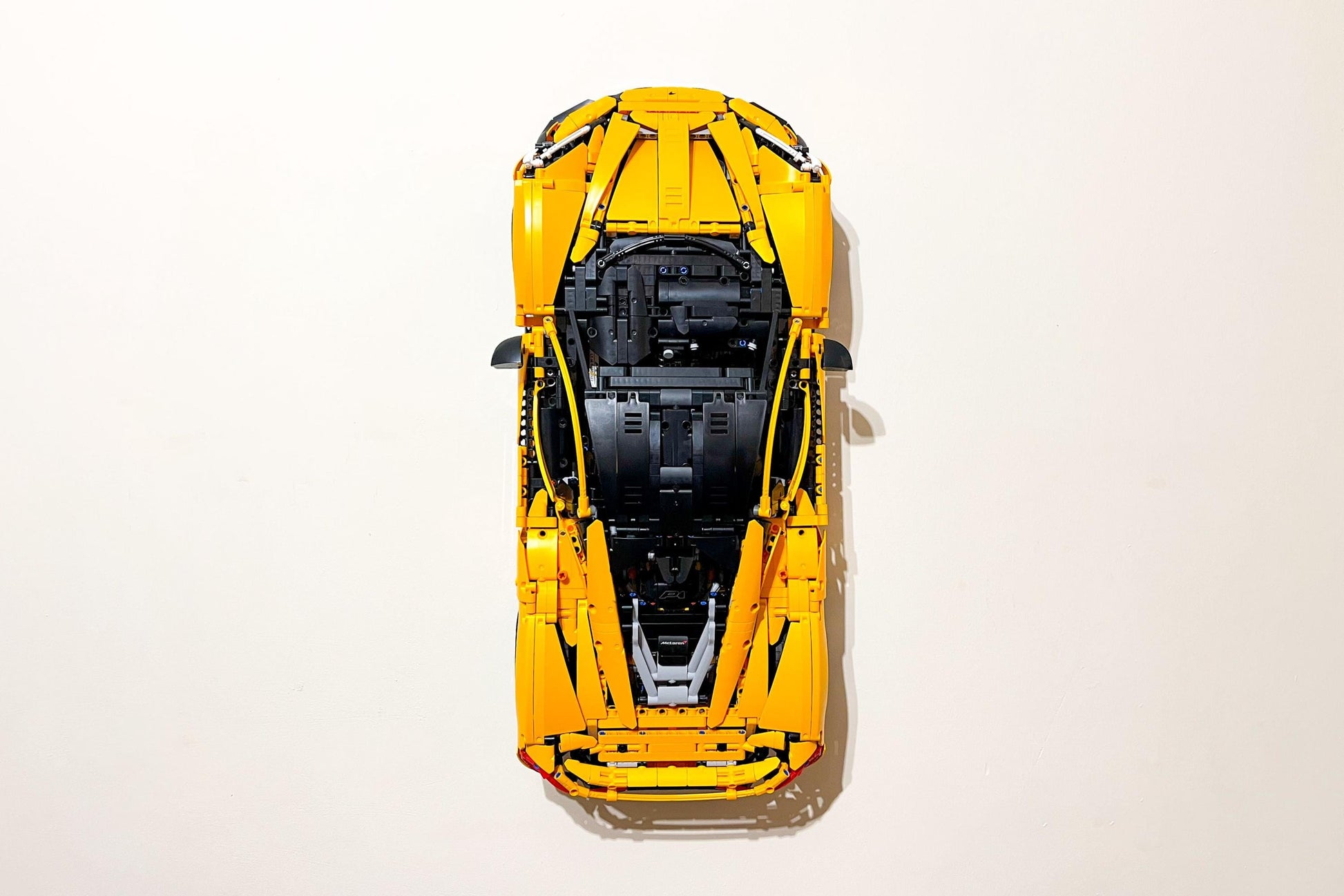3Dudes & Dad Wall Mount Bracket for LEGO Technic McLaren P1 (set 42172)