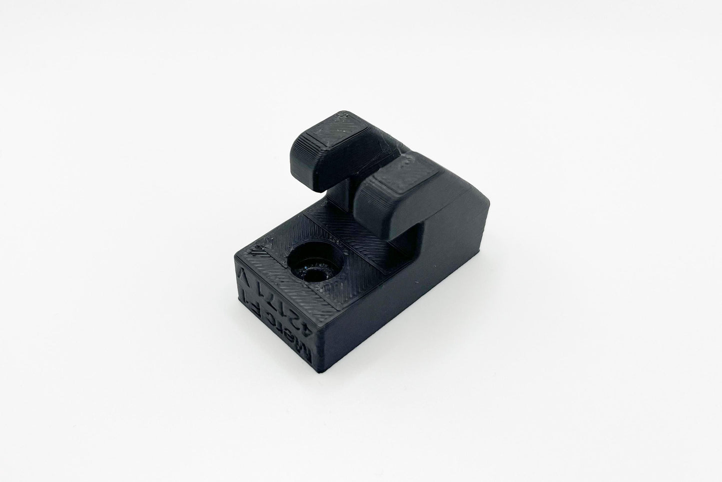 3Dudes & Dad Wall Mount Bracket (vertical) for LEGO Technic Mercedes AMG W14 F1 car (set 42171)
