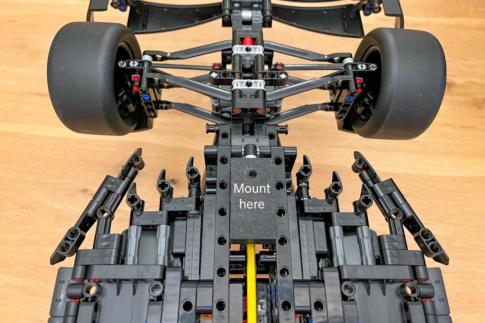 3Dudes & Dad Wall Mount Bracket (vertical) for LEGO Technic Mercedes AMG W14 F1 car (set 42171)