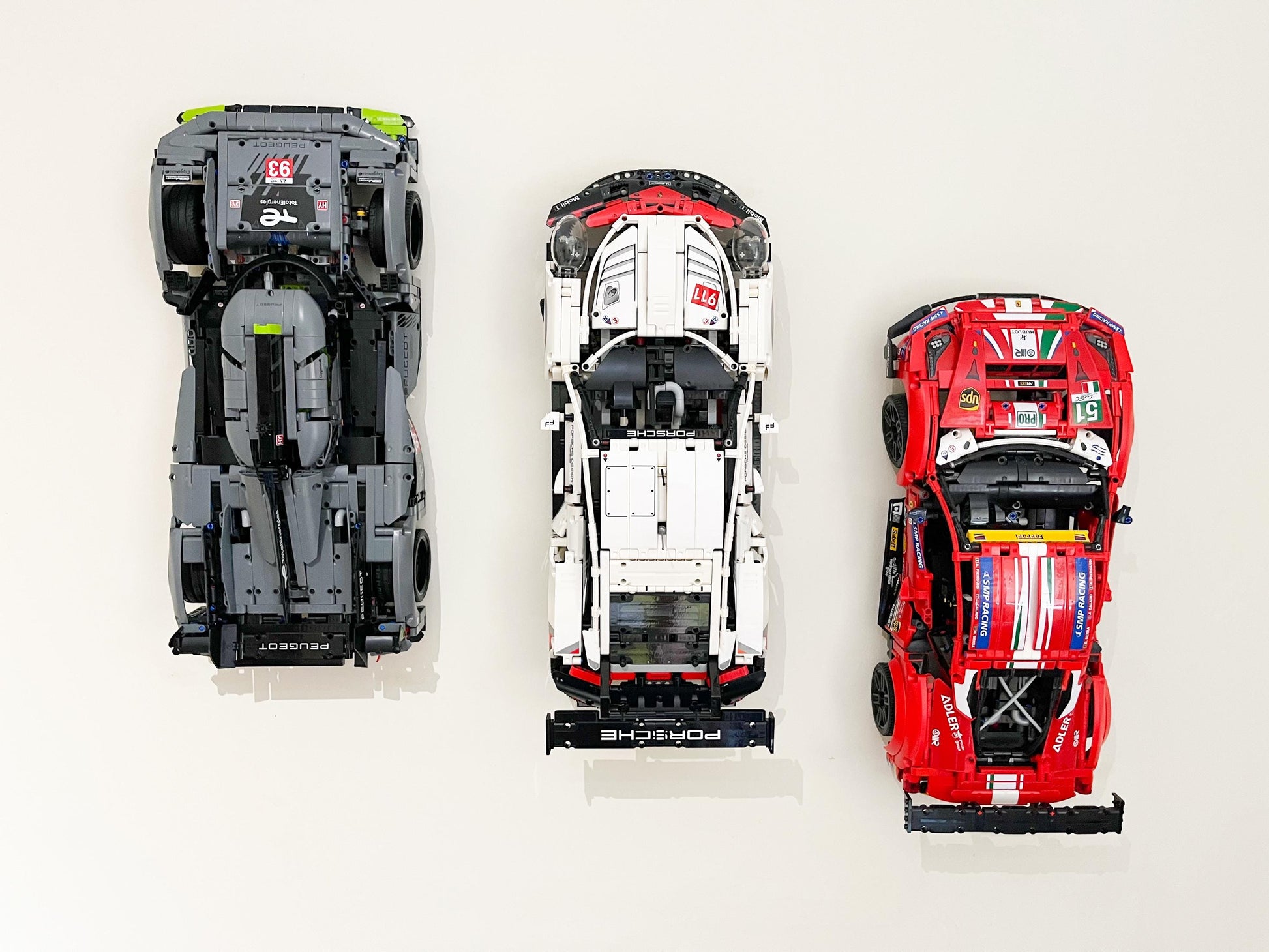Wall Mount Bracket compatible with LEGO?½ Technic Peugeot 9X8 24H Le Mans Hybrid Hypercar (set 42156) - 3Dudes & Dad