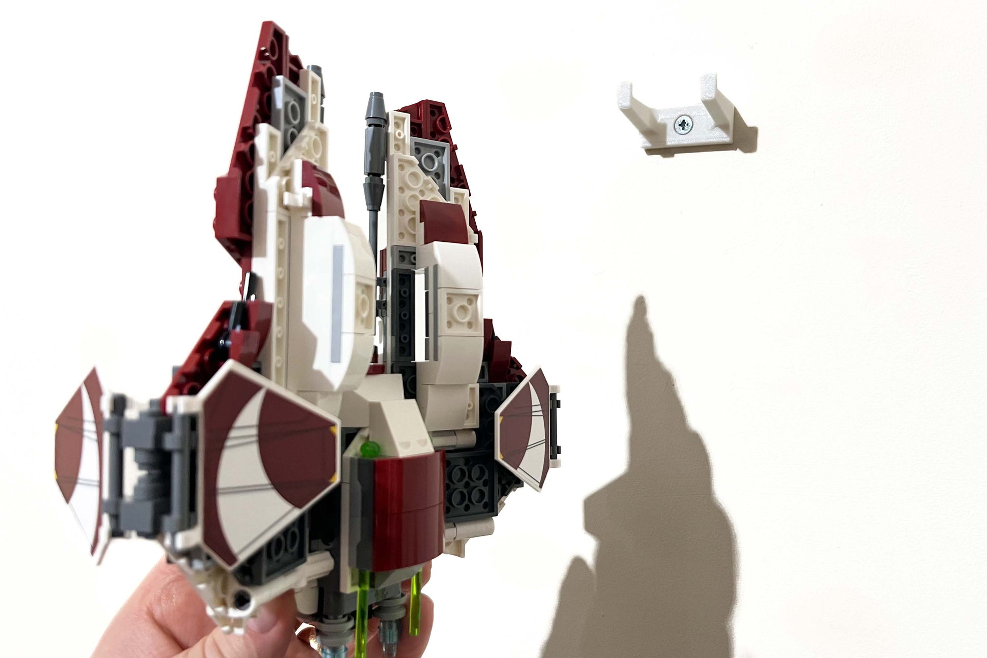 Wall Mount Bracket for LEGO Star Wars Ahsoka's Jedi Interceptor (set 75401)