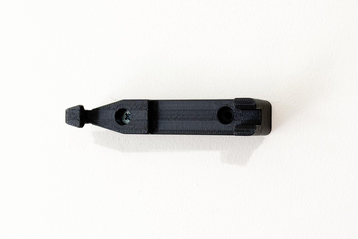 Wall Mount Bracket (horizontal) for LEGO Technic Aston Martin Aramco AMR25 F1 car (set 42240)