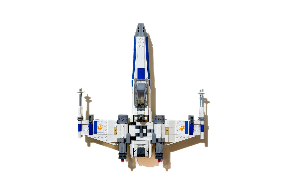 Lego Star Wars New Republic X Wing Starfighter wall mounted 3