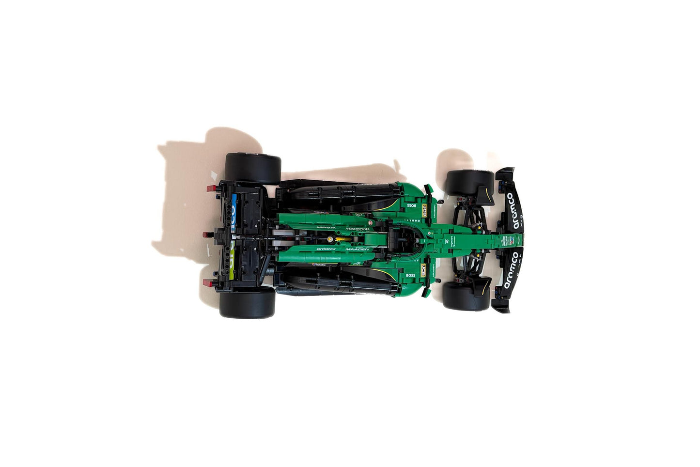 Wall Mount Bracket (horizontal) for LEGO Technic Aston Martin Aramco AMR25 F1 car (set 42240)