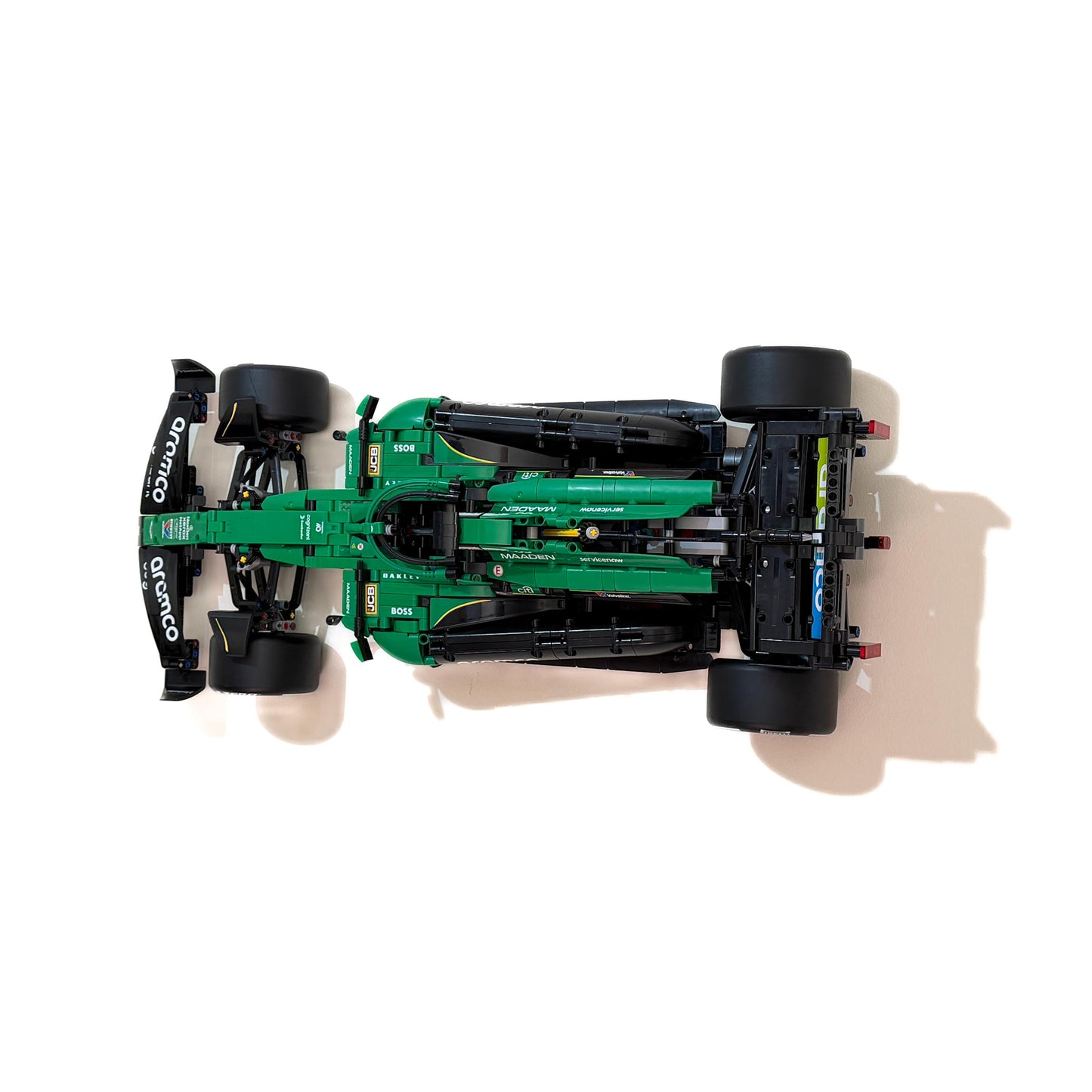 Wall Mount Bracket (horizontal) for LEGO Technic Aston Martin Aramco AMR25 F1 car (set 42240)