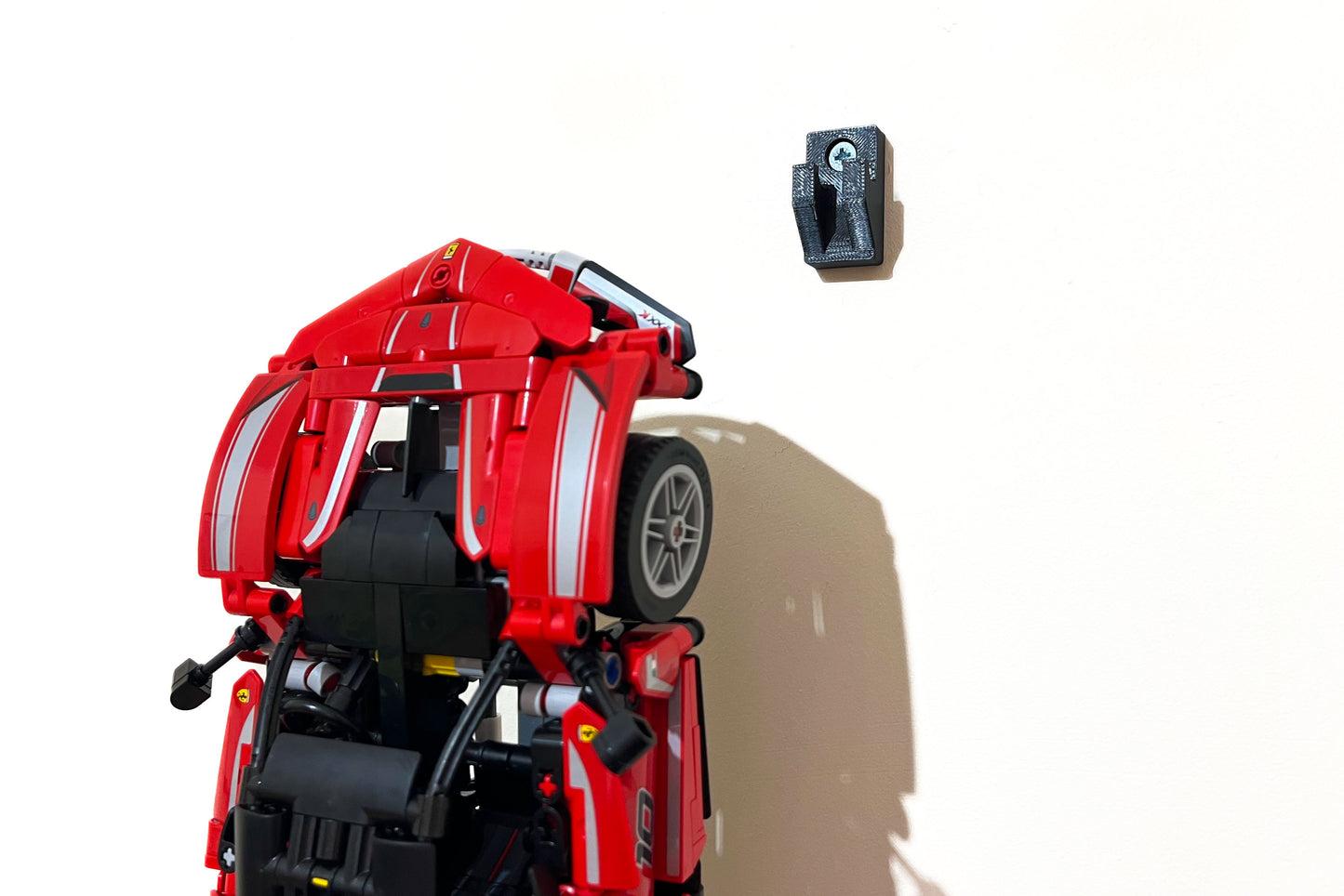 Wall Mount Bracket for LEGO Technic Ferrari FXX K (set 42212)